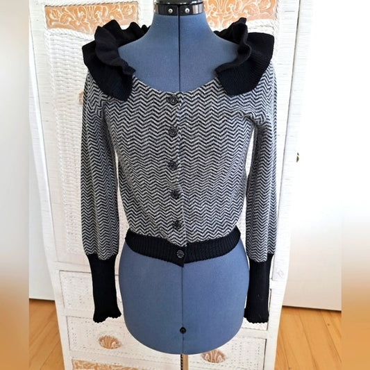 Betsey J Like Wool Knit Cardigan Chevron Heart Patch Sleeve Ruffle Sweater JAPAN