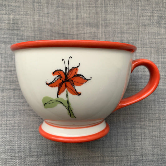 2006 Starbucks Large 10 oz Tea cup White/ Orange Tiger Lily "Uplifting" Footed Cute New